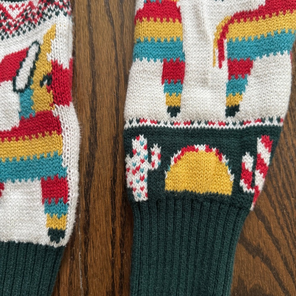 St. John's Bay Mens Small Christmas Sweater Piñata Taco Santa Hat 100% Cotton - Picture 4 of 10